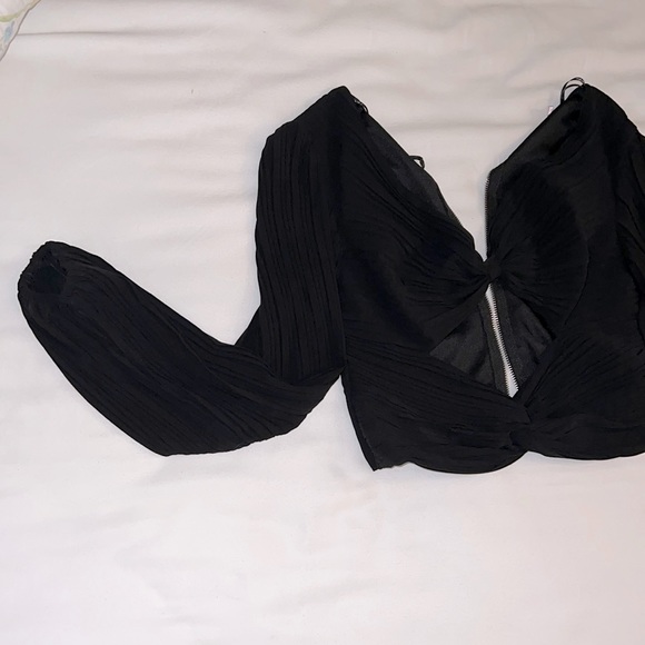 Brand new black top - Picture 2 of 3